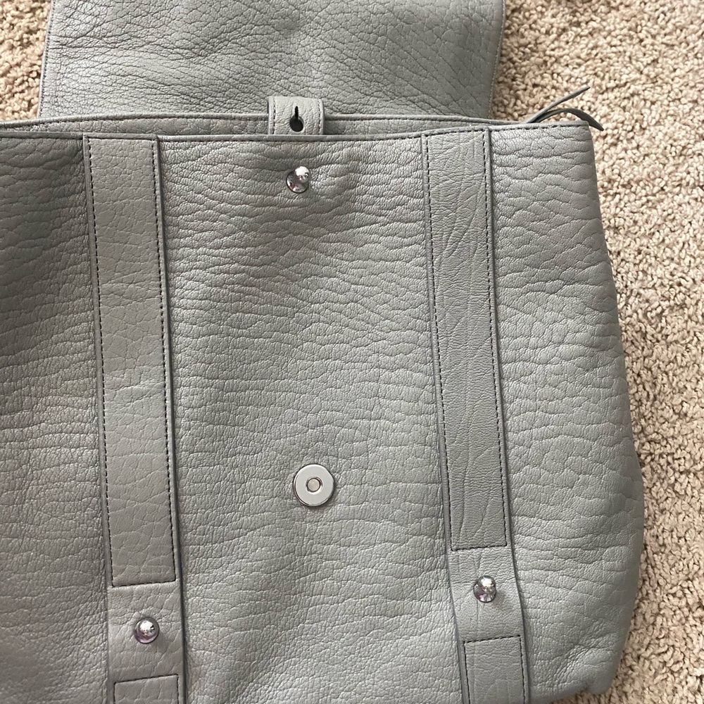 Leather backpack - Picture 2 of 8